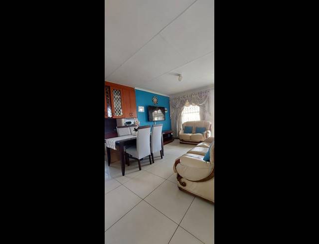 3 BEDROOM HOUSE FOR SALE IN HEATHERVIEW